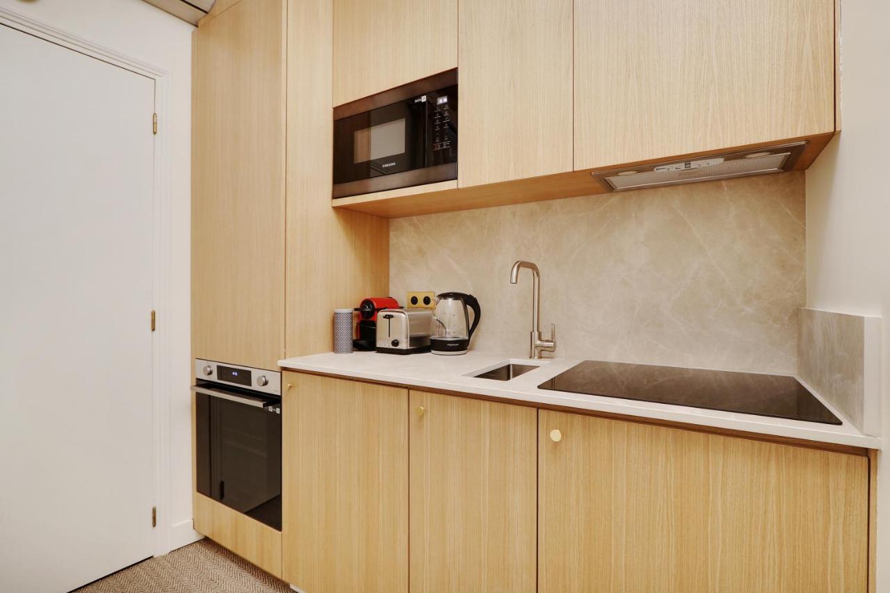 פריז Pick A Flat'S Apartments In Louvre - Rue Saint Honore מראה חיצוני תמונה